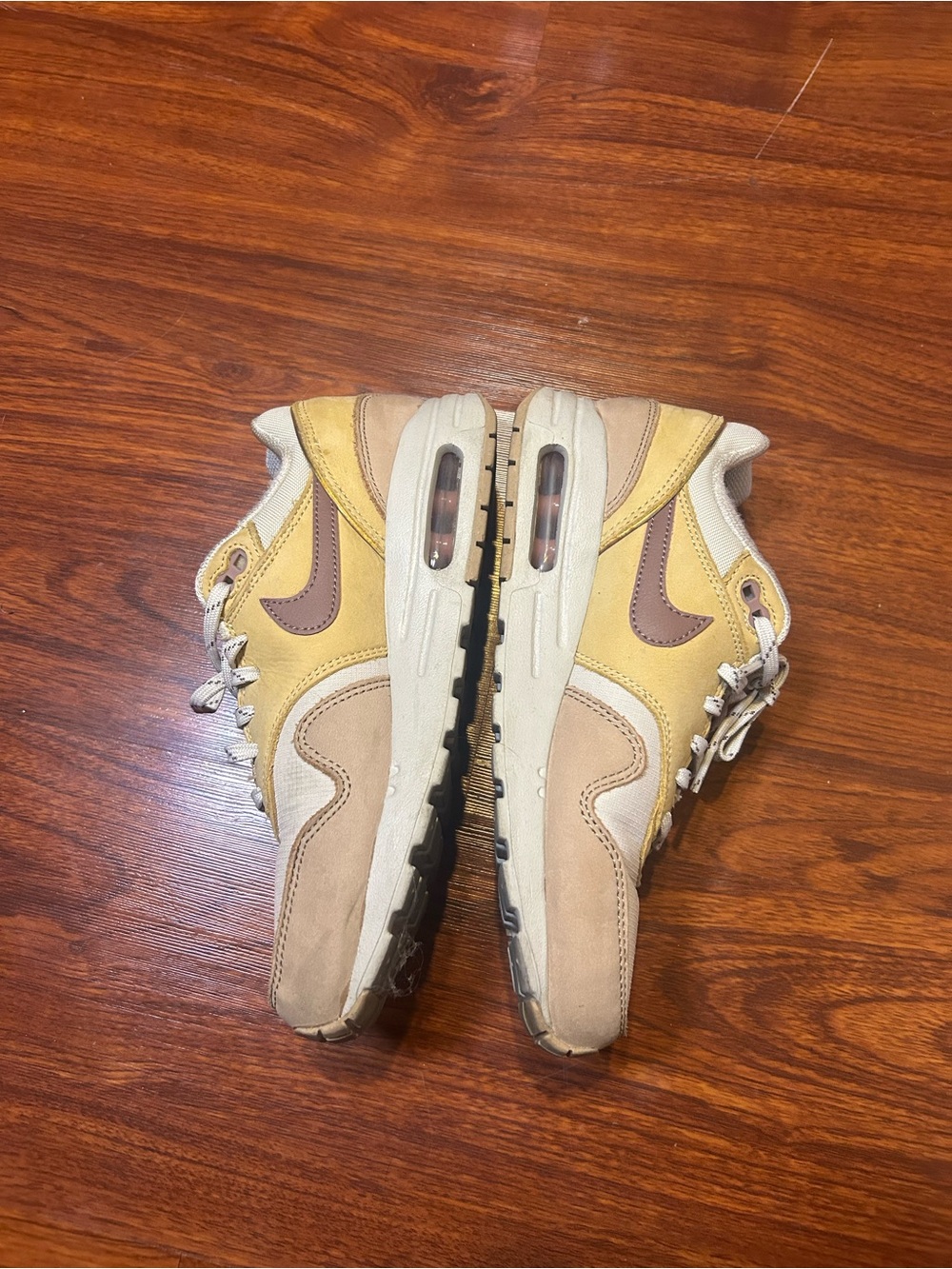 Nike Air Max 1 SE GS 'Light Bone Hemp'